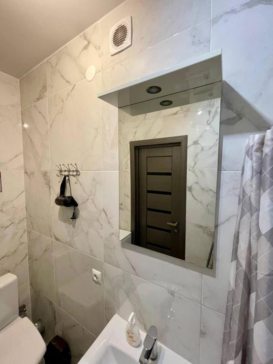 Апартаменты Yes Silver Užhorod Esterno foto